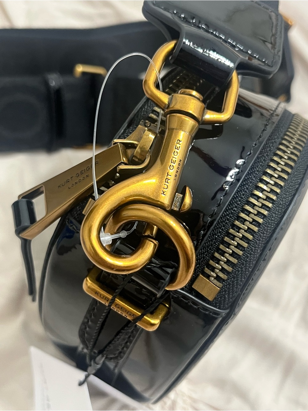 Kurt Geiger Dual Zip Shoreditch Heart Bag - Picture 9 of 10